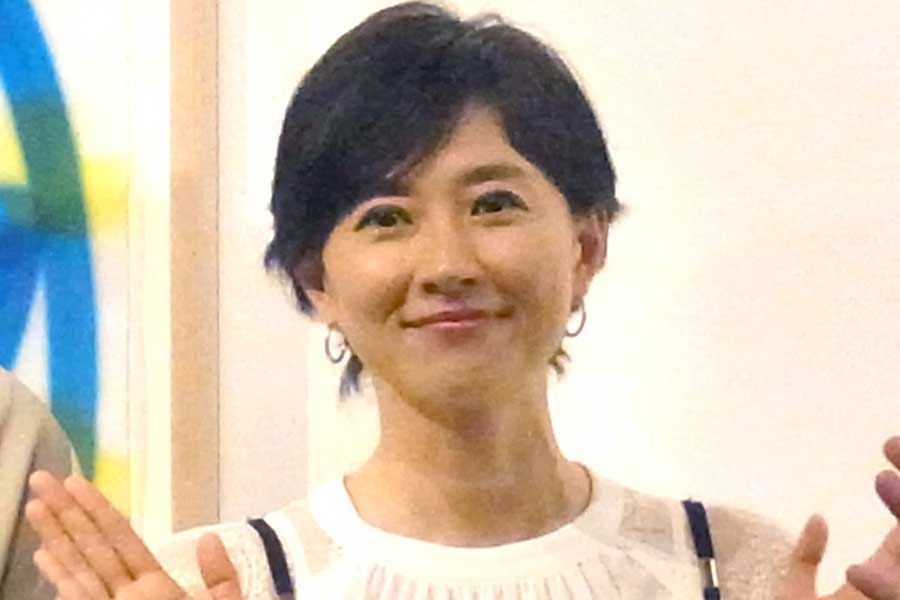 菊川怜が離婚発表　5歳、3歳、2歳の子どもには「これからも多くの愛情を注いで」