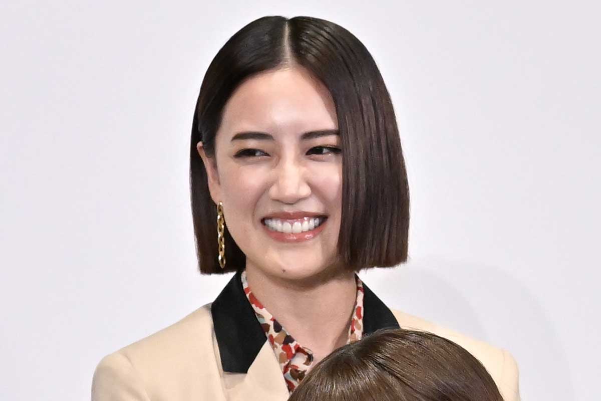 新婚の藤井夏恋、1600万円超の高級車運転姿にネット反応「セレブ感凄い」「かっこいい」