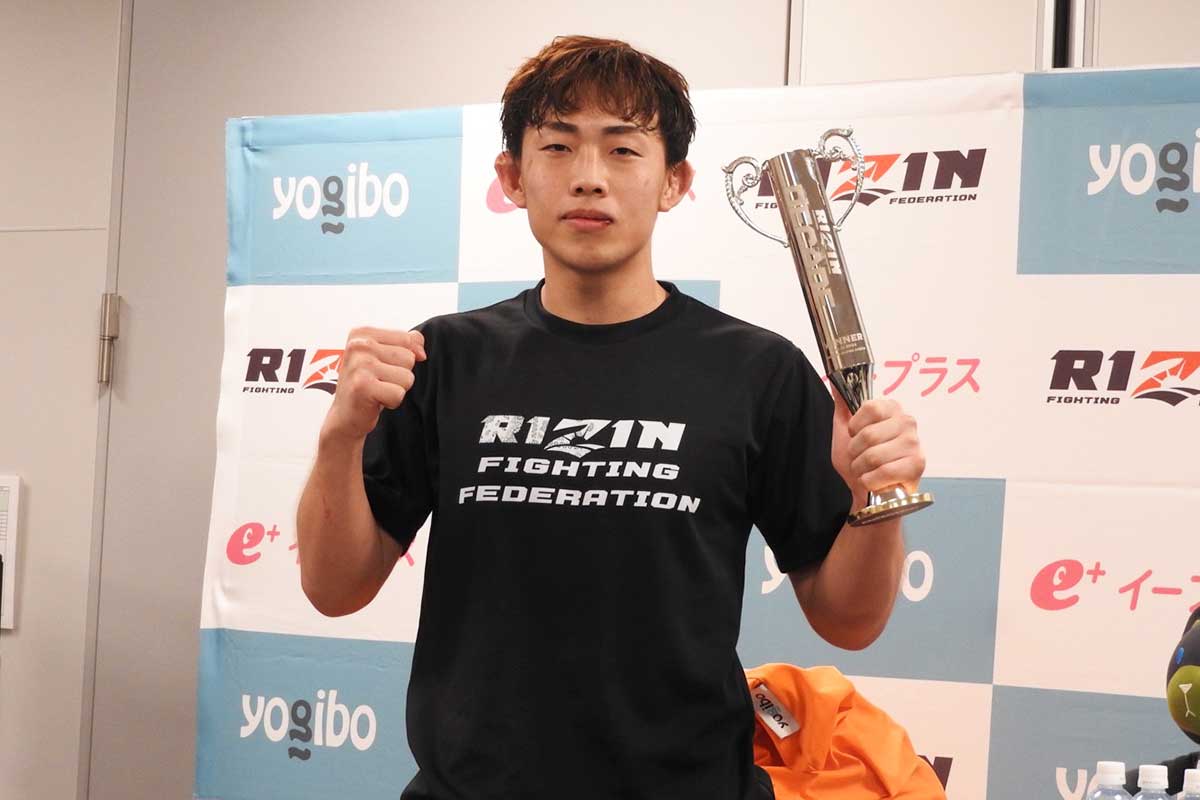 【RIZIN】「格闘技やってて本当に良かった」朝倉チャレンジ2期生・安井飛馬が判定勝ち　“恩師”朝倉未来と「同じ舞台に立ちたい」