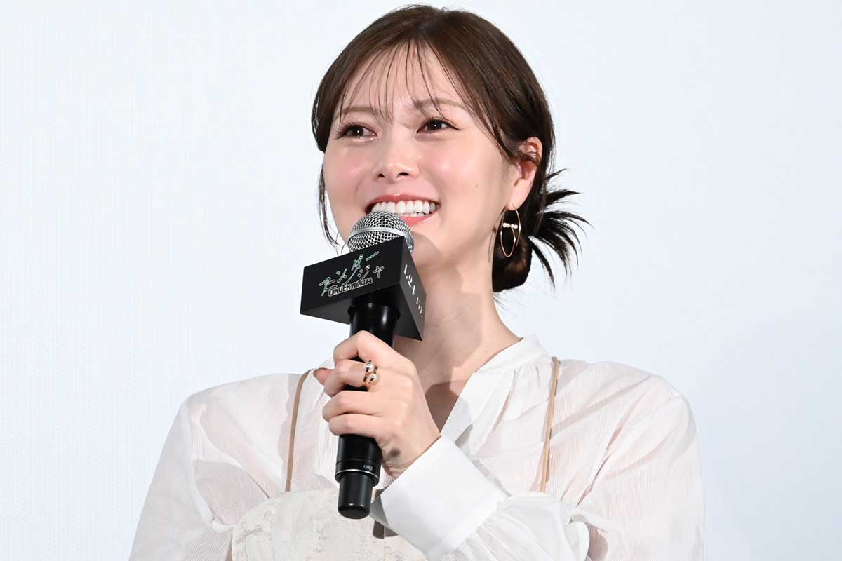 白石麻衣は「めっちゃ食べる」　焼肉での“大食い”を監督回想、本人は照れ「締めに冷麺を…」