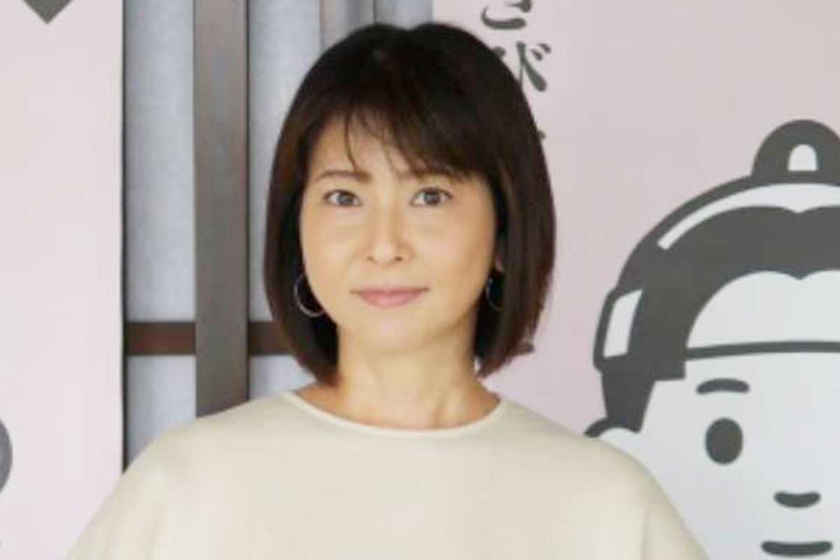 55歳・森高千里が「また若返ってる！」　ミニスカ姿に「いつまでもお美しい」と反響