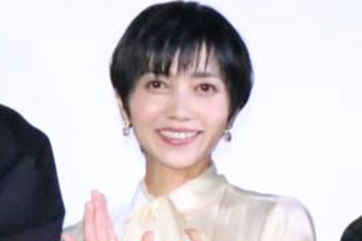 “ショートヘア・アイドル”としてブレイクから約30年　遠藤久美子の今に注目「シュッとした」「懐かしい」