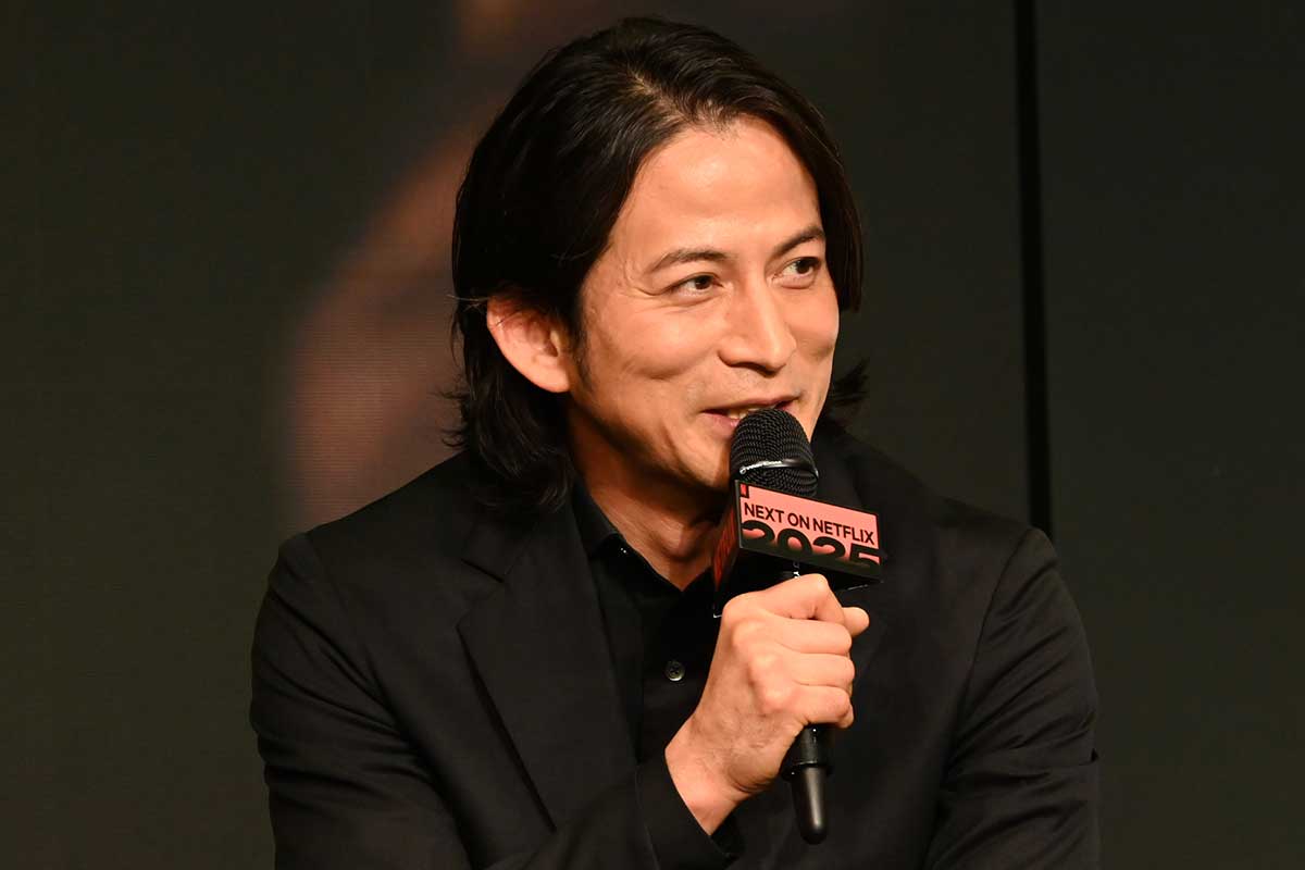 岡田准一、主演＆プロデューサーで“渋谷集合”のロケハン参加　激しいアクション撮影も「ムチャできる」