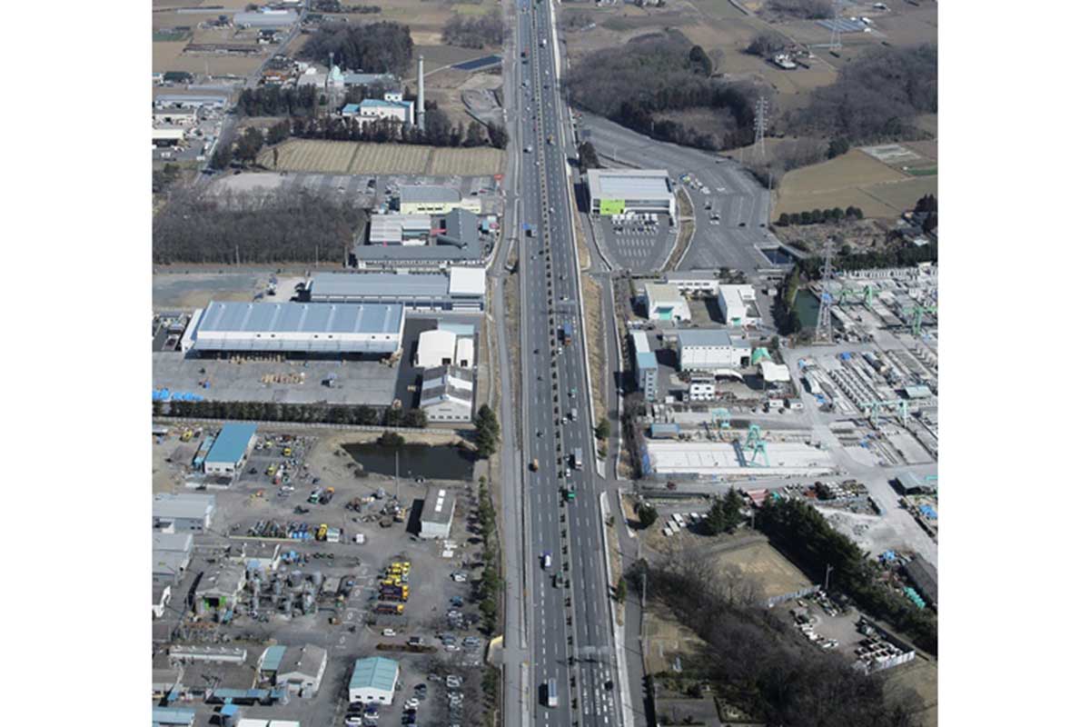 逆走車と衝突危機「ガチで死ぬかと」　ドライブレコーダーに記録された命がけの回避劇に賞賛の声