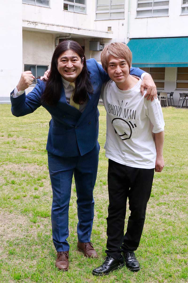 合同取材会ではコーラ芸の話題も【写真:ENCOUNT編集部】