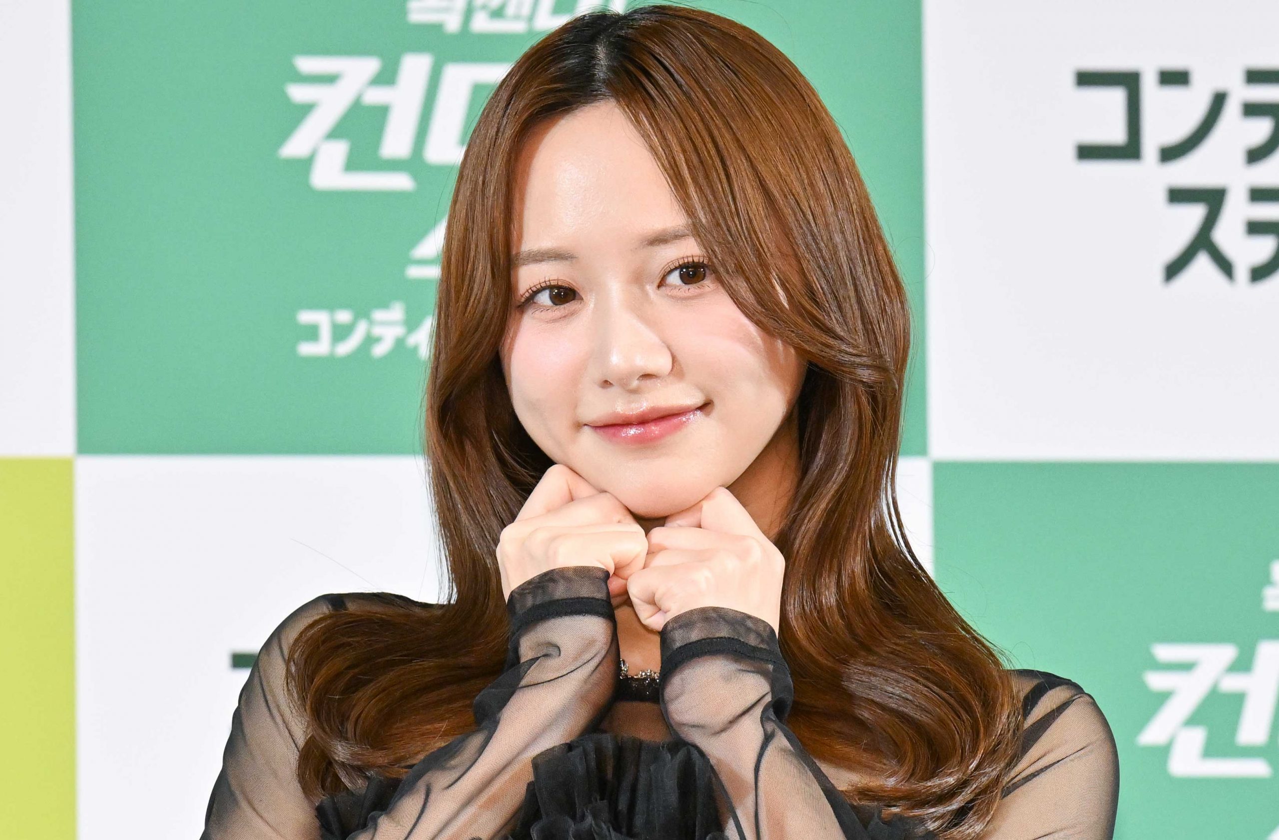 森香澄、雰囲気ガラリな表紙姿が「可愛すぎる！」「癒された」