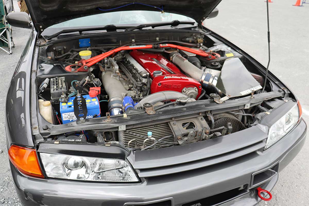 カーイベント会場では若い世代にGT-Rの魅力を伝えている【写真:ENCOUNT編集部】