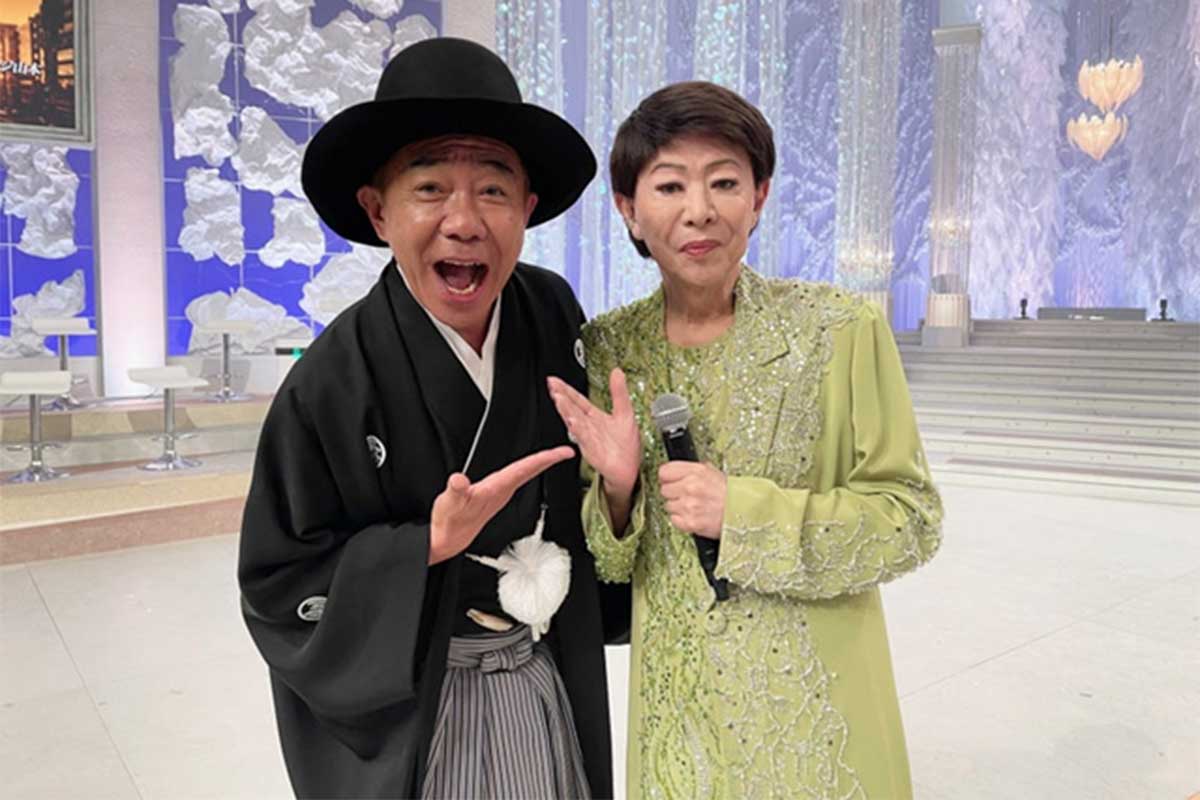 「芸能人って凄い」　現在＆20年前の比較2ショットに驚きの声「まったく変わらない」