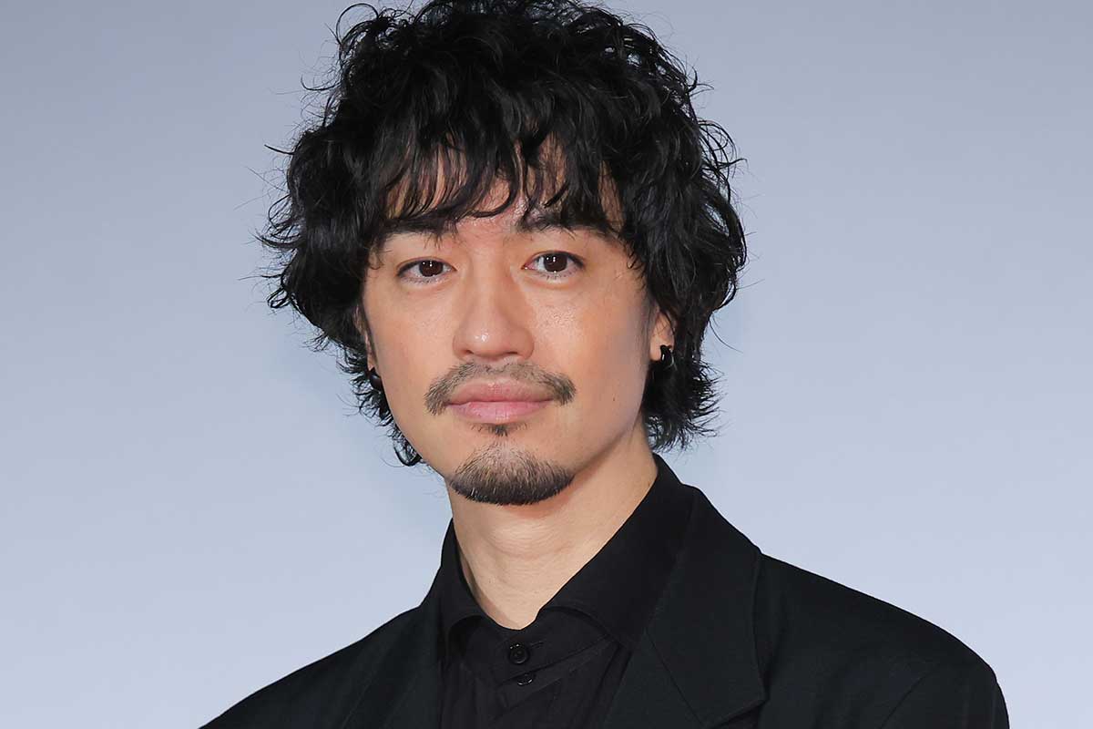 斎藤工のドッキリ乱入が話題　衝撃の格好＆挑戦に視聴者驚嘆「シュール過ぎて面白い」