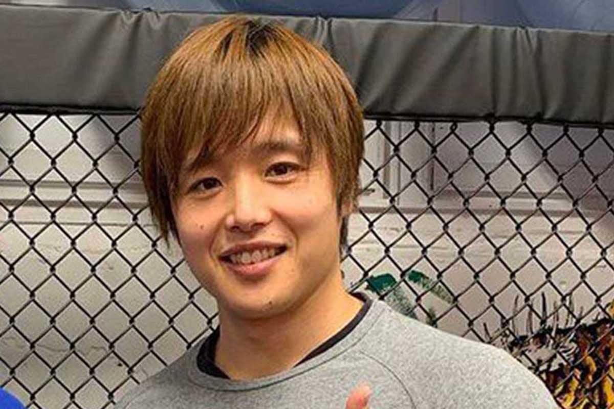 「タレントさんみたいに綺麗」SNS話題のタトゥー美女店員、右腕にはまさかのデザイン「ポケモンGOを」