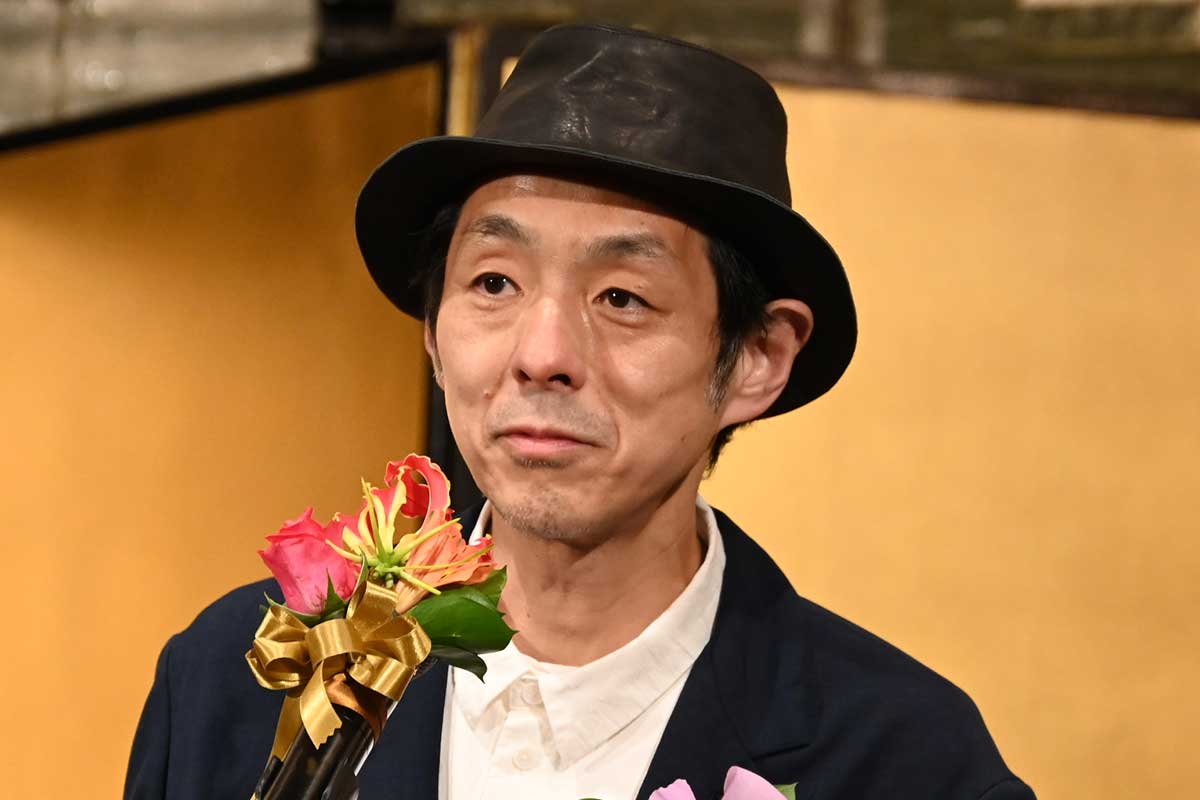 第33回橋田賞授賞式に出席した宮藤官九郎氏【写真:ENCOUNT編集部】