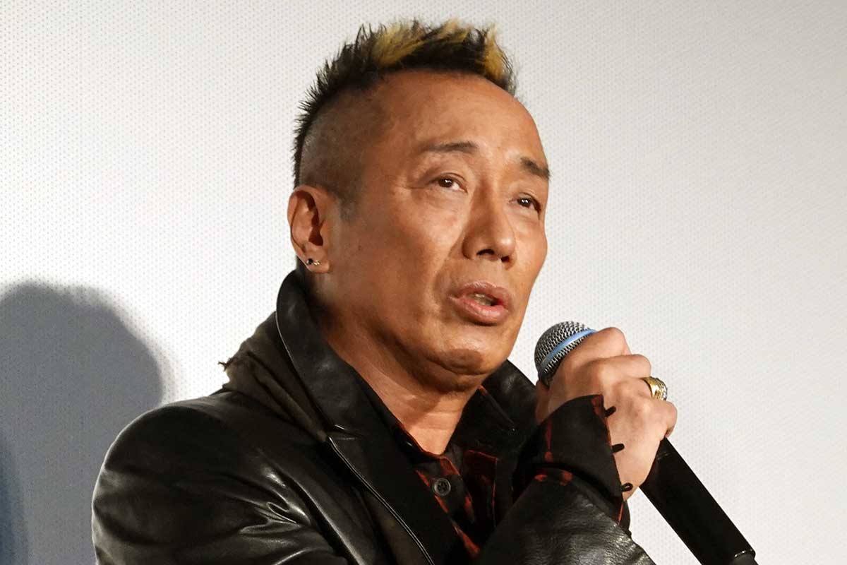 「こんな車見たことない」　長渕剛のライブ会場入りにネット仰天…本人も「最高の気分だ！」