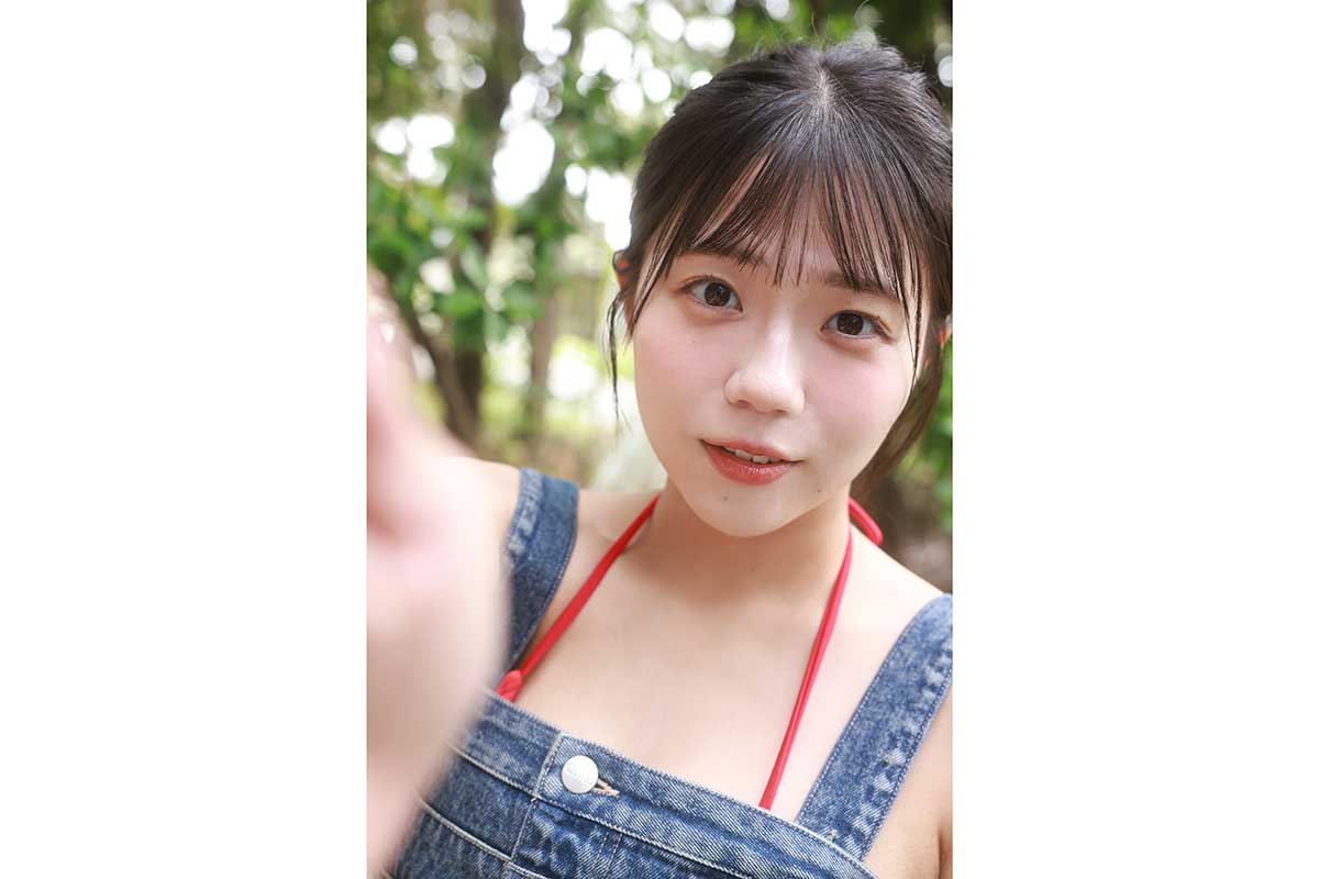 初めて海で撮影　“STU48の元気印”・工藤理子が週刊誌初表紙＆巻頭グラビアに挑戦「楽しすぎました！」