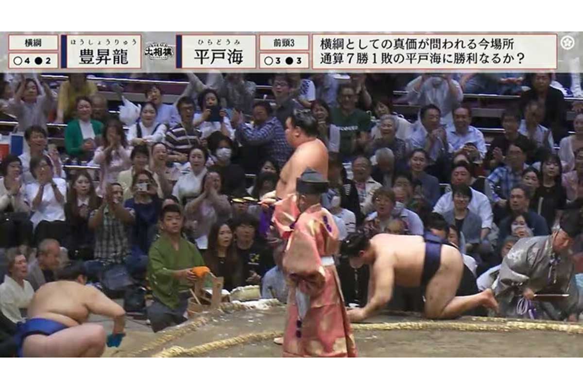 大相撲夏場所の中継に上地雄輔の姿が【写真:(C)AbemaTV,Inc.】