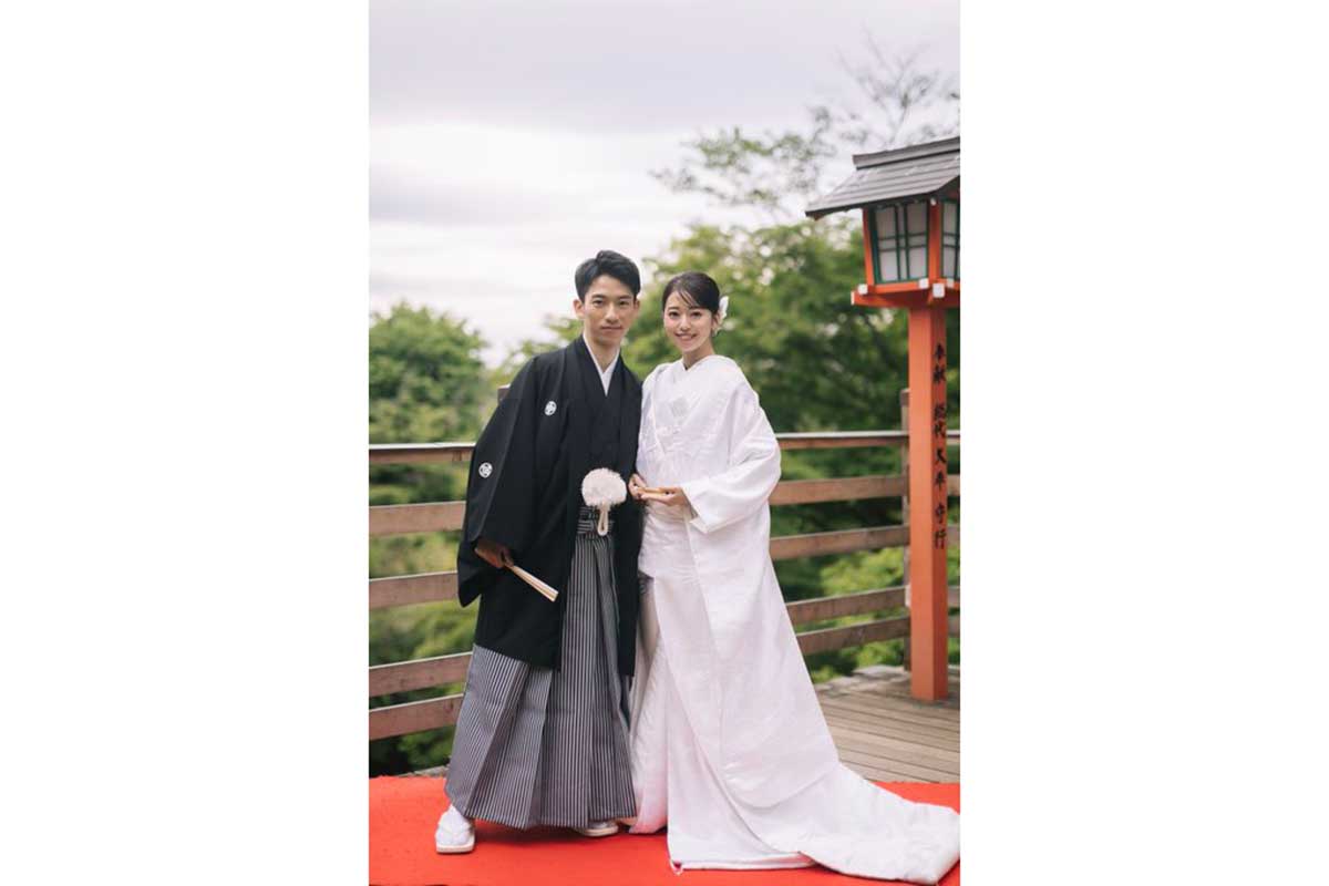 タレントの成瀬琴、騎手の荻野極と結婚「優しい人柄に惹かれ」　父は鹿戸雄一調教師
