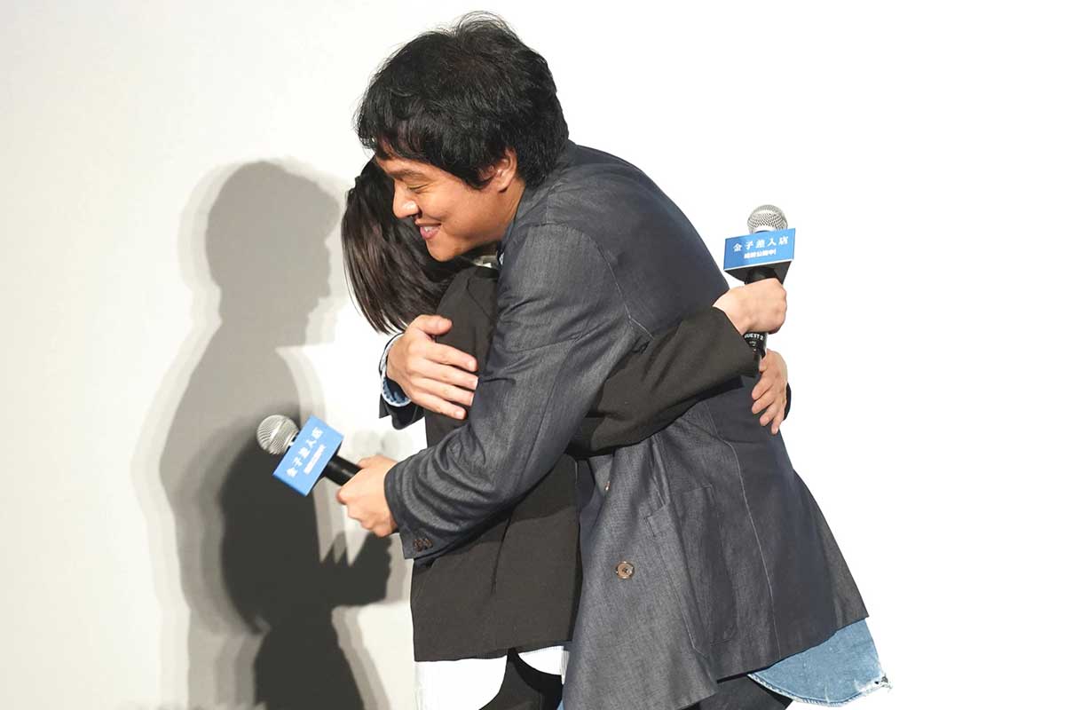 SUPER EIGHT丸山隆平、息子役の12歳・三浦綺羅登場で“パパ”の顔見せる「是非とも綺羅もよろしくお願いします」