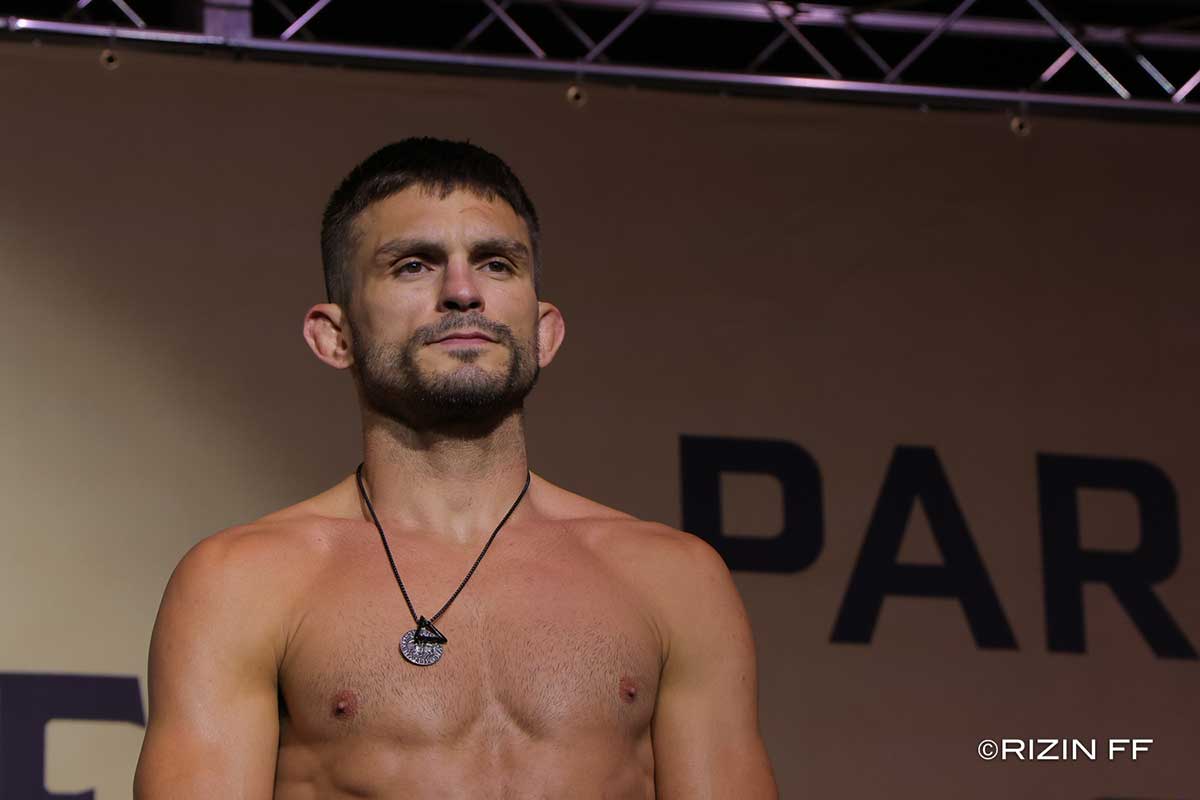 前日計量に登場したジョニー・ケース【写真:(C)RIZIN FF】