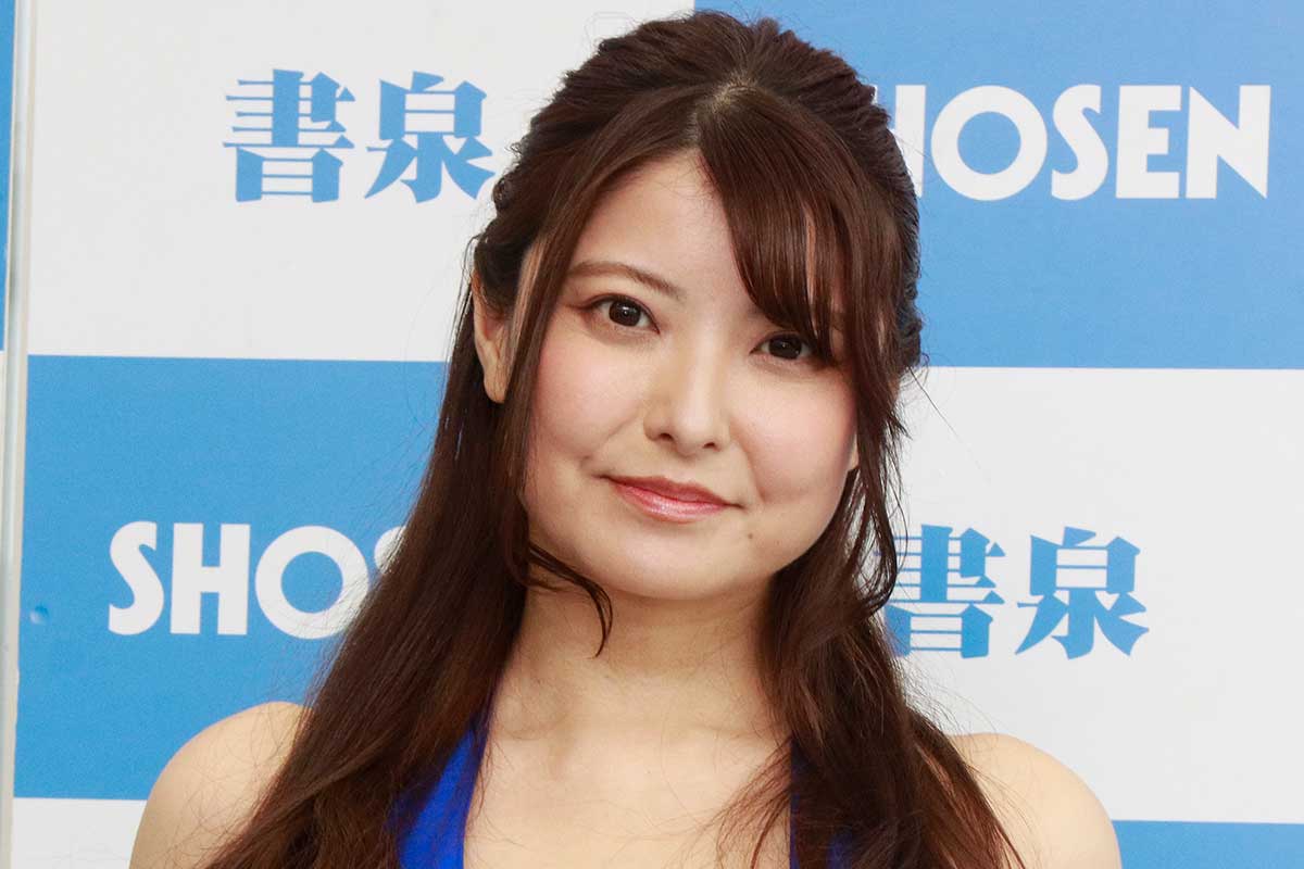 花井美理が20年ぶり写真集　18歳のデビュー時と体型比較「胸も大きくなりました」