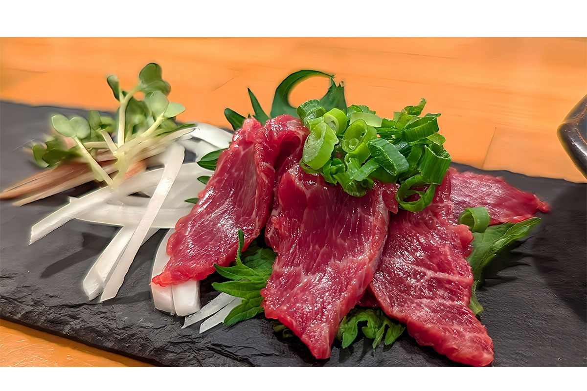 新鮮な馬肉を好む日本人は多い(写真はイメージ)【写真:写真AC】