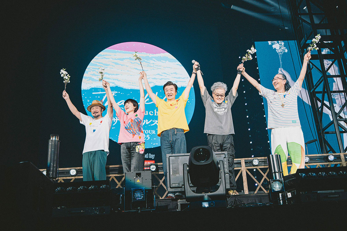 サザンオールスターズは高い演奏力とパワフルなパフォーマンスを示した【写真:西槇太一】