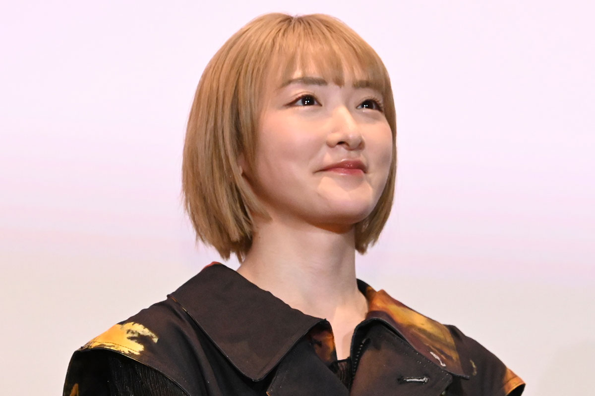 完成披露舞台あいさつに登壇した生駒里奈【写真:ENCOUNT編集部】