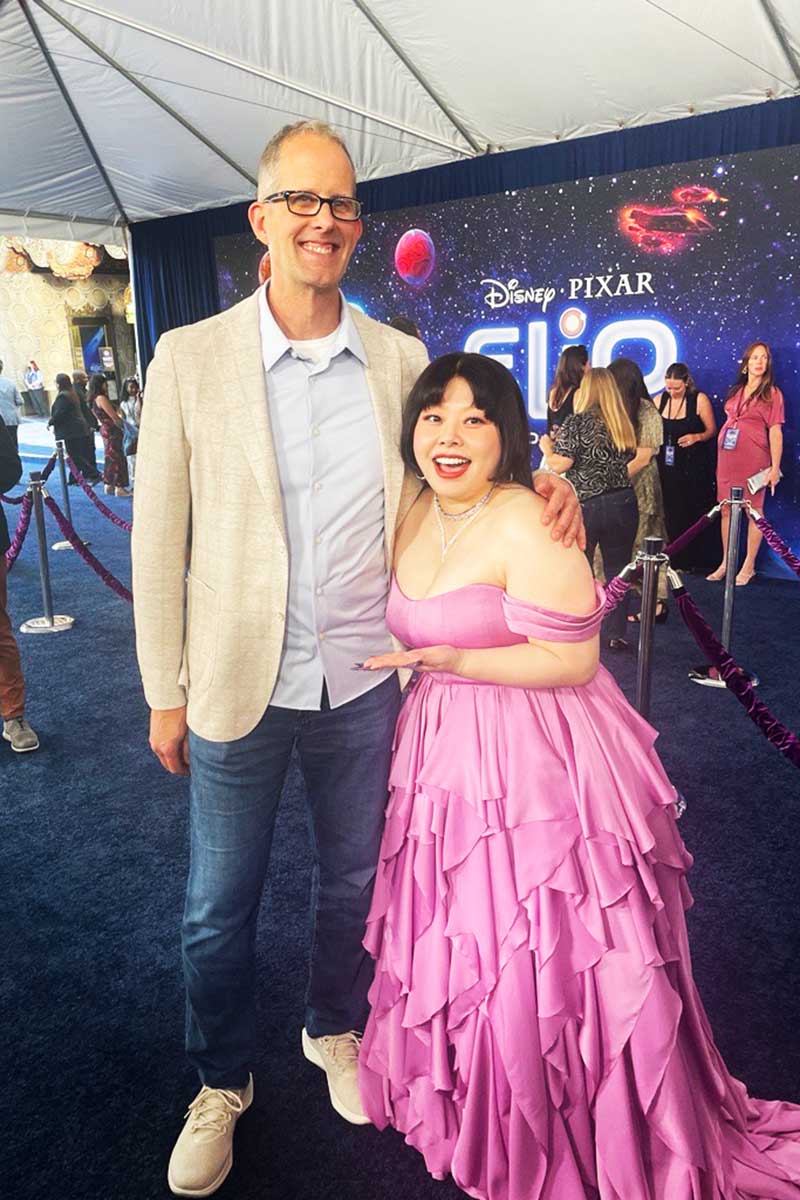 ワールドプレミアイベントに登壇したピート・ドクター氏(左)と渡辺直美【写真:(C)2025 Disney/Pixar. All Rights Reserved.】