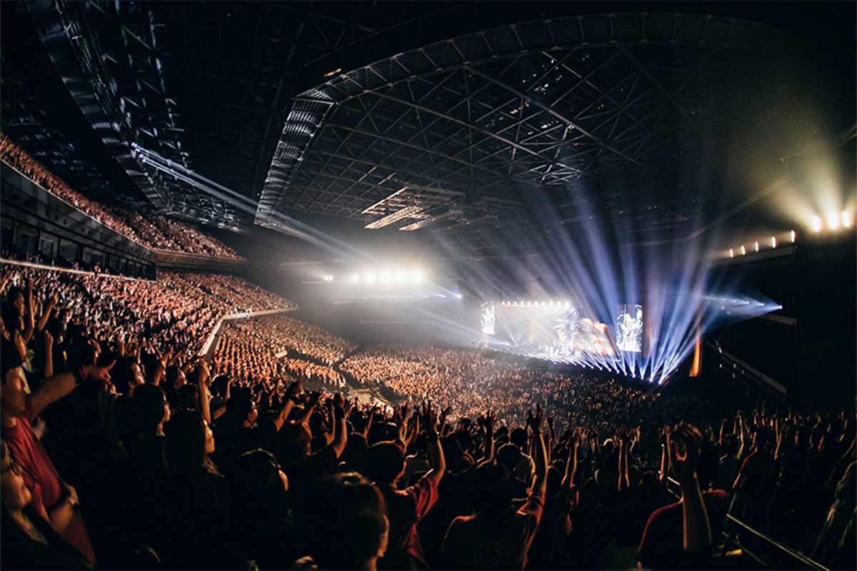 迫力のステージで2万人を魅了した【写真:横山マサト】
