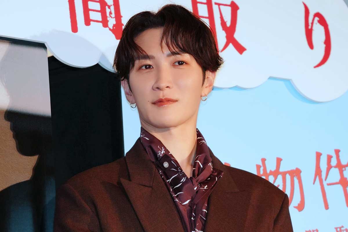 Snow Man渡辺翔太、黄色い歓声の少なさに不満げも…共演・吉田鋼太郎からフォロー「人気がないわけじゃない」