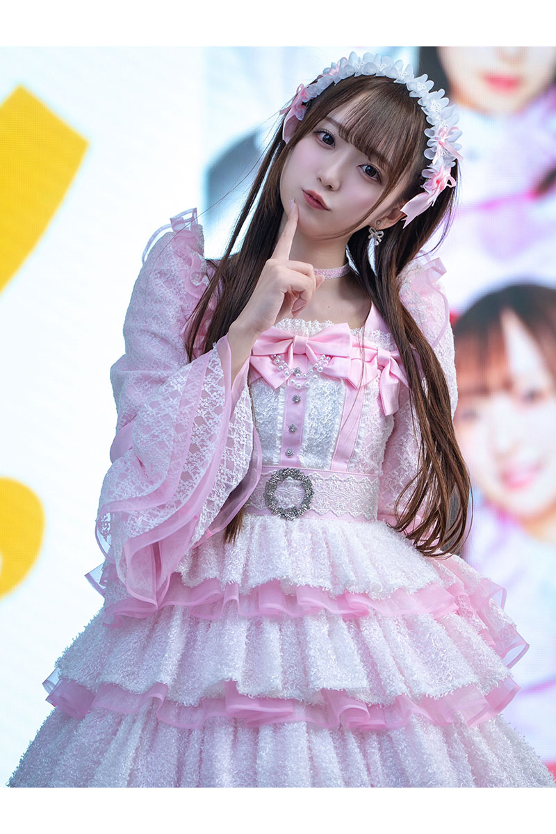 ラフ×ラフ・日比野芽奈の実際の投稿【写真:X(@hibino_meina)より】