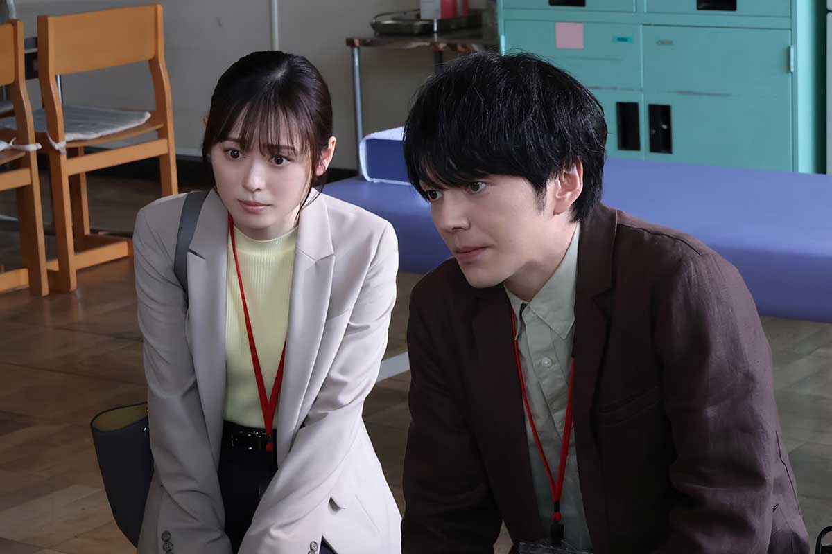 『明日はもっと、いい日になる』で初共演を果たす福原遥と林遣都【写真:(C)フジテレビ】