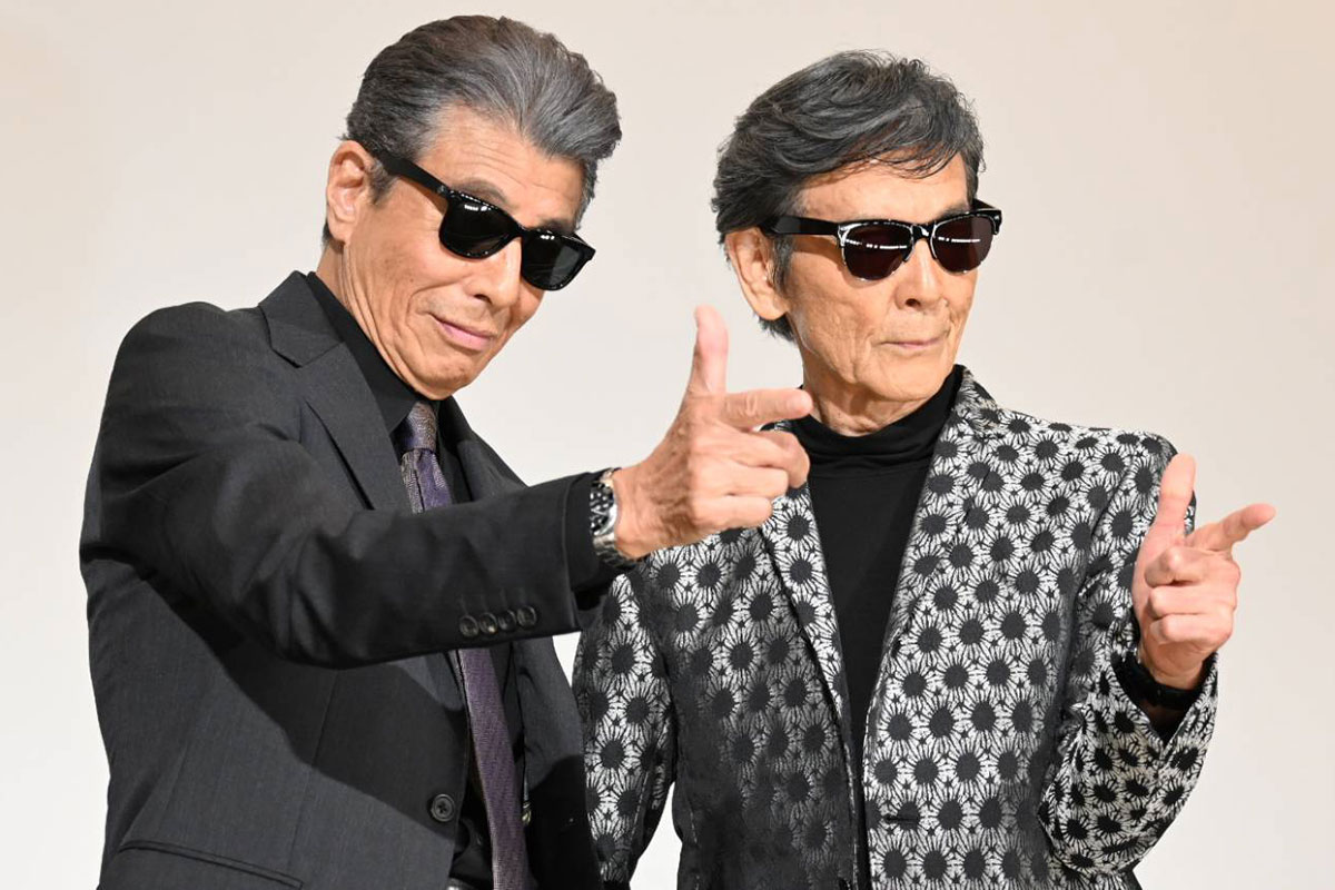 舞台あいさつに登壇した舘ひろし（左）と柴田恭兵【写真：ENCOUNT編集部】