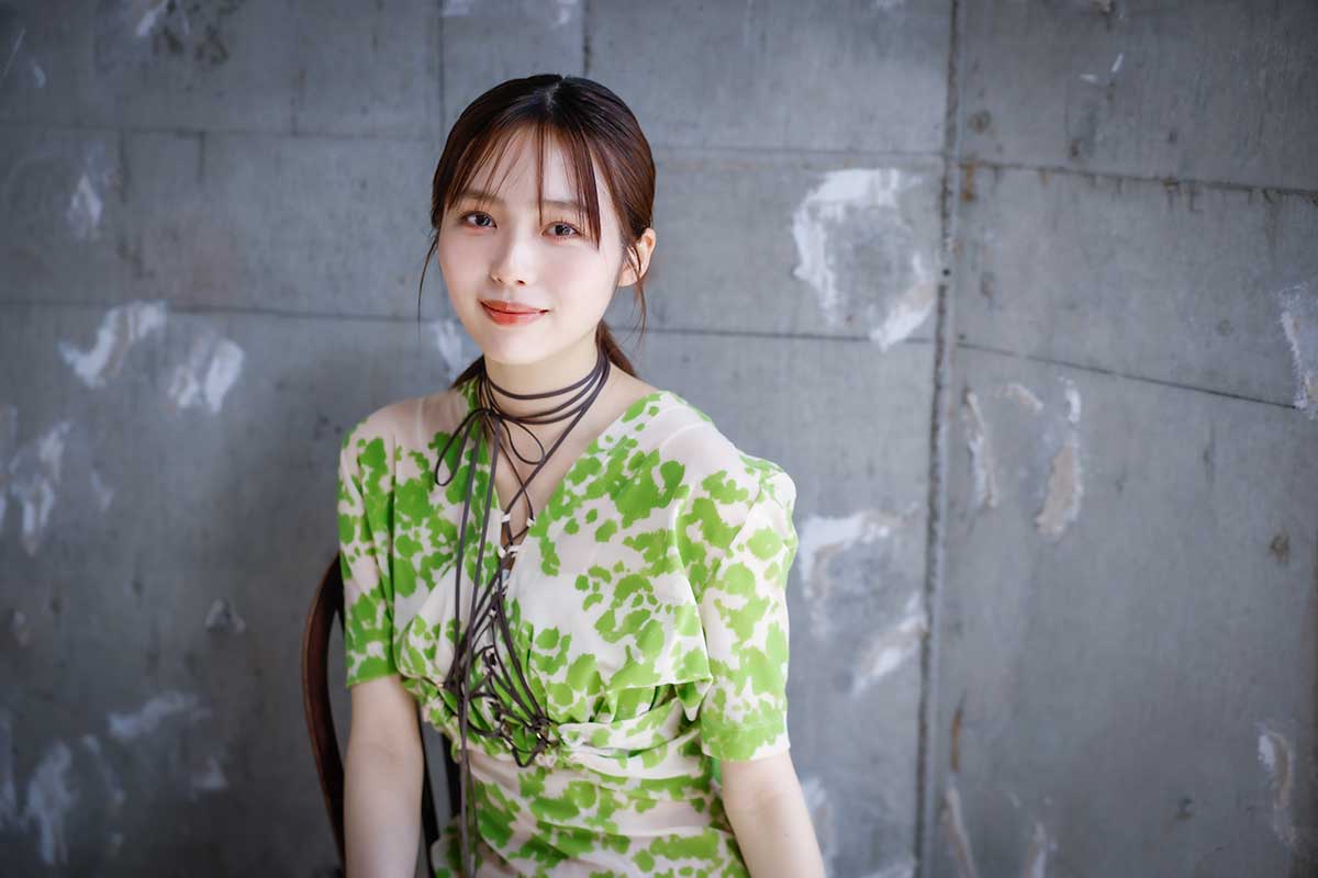 インタビューに応じた秋田汐梨【写真：冨田味我】