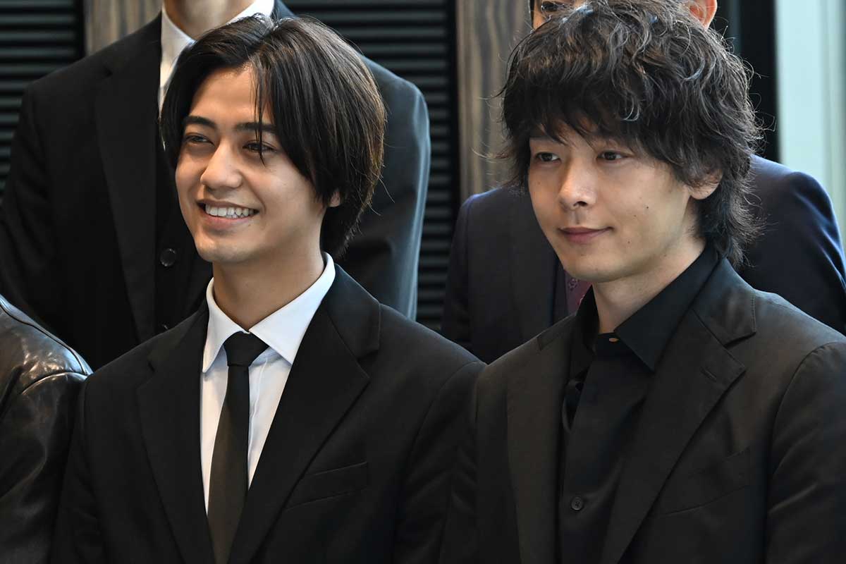 中村倫也、高橋海人は「稀代のトークファンタジスタ」　初共演もバディ感は“増し増しバリカタ”