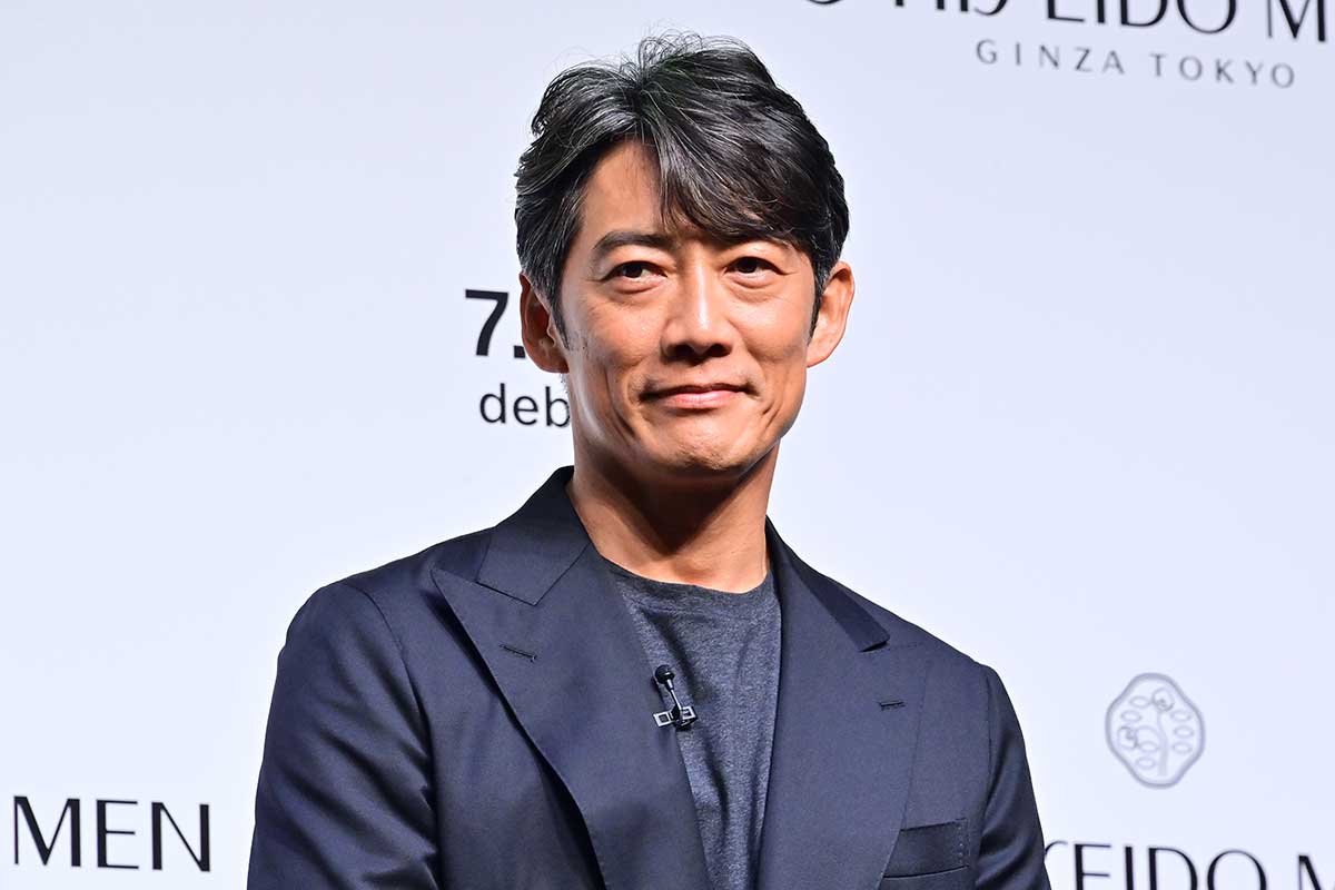 反町隆史、妻・松嶋菜々子とのCM共演は「すごく緊張しました」　“美しい夫婦”評には照れ笑い