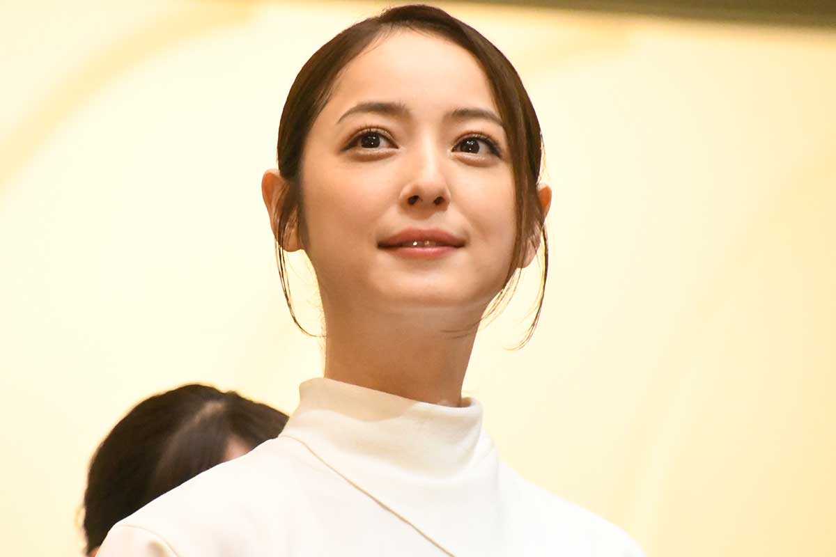 佐々木希、不倫の渡部建に質問も…何を聞いても「本当にすみません」　騒動から数年「許してはいない」