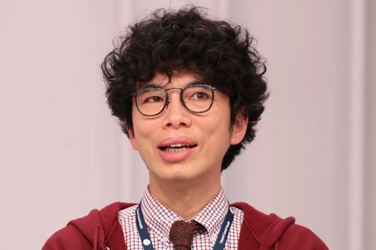 片桐仁、21歳長男を祝福　成長ぶりにファン衝撃「イケメンですね」「こんなに大きく！」
