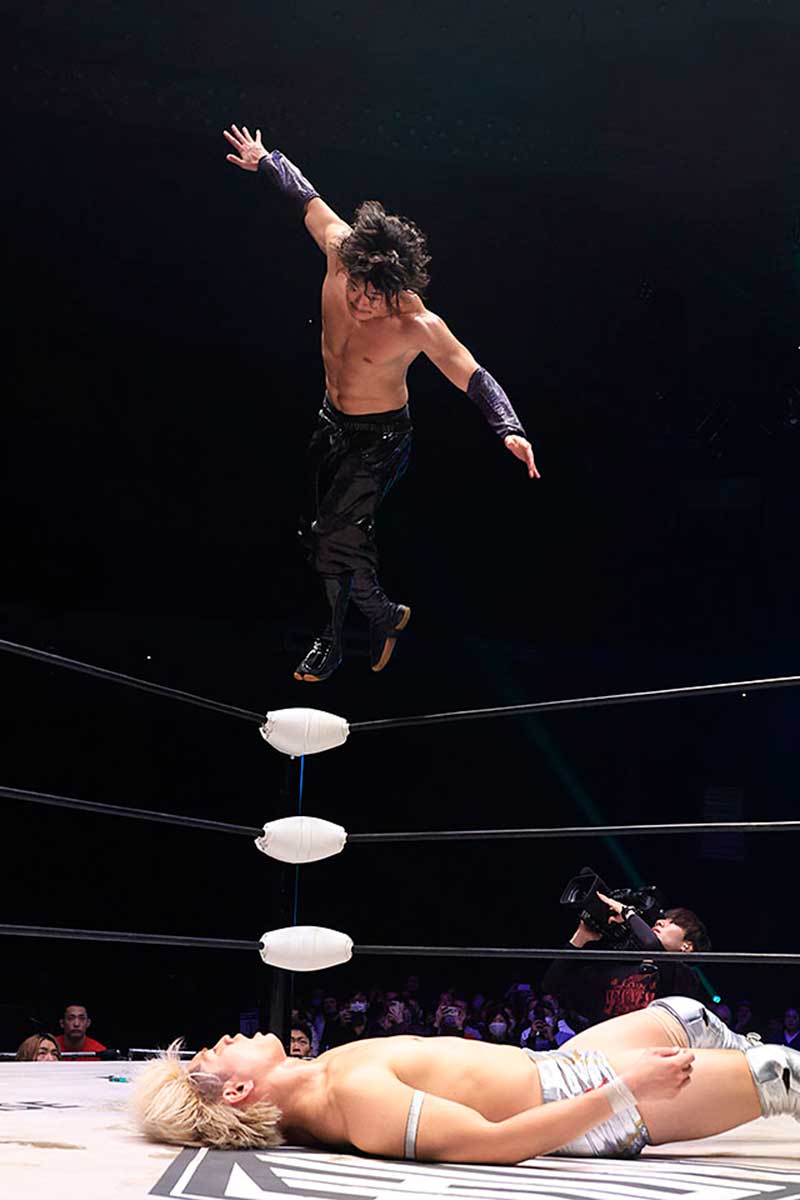 OZAWAのフィニッシャー、超難易度のREAL REVEL【写真:(C)プロレスリングノア】