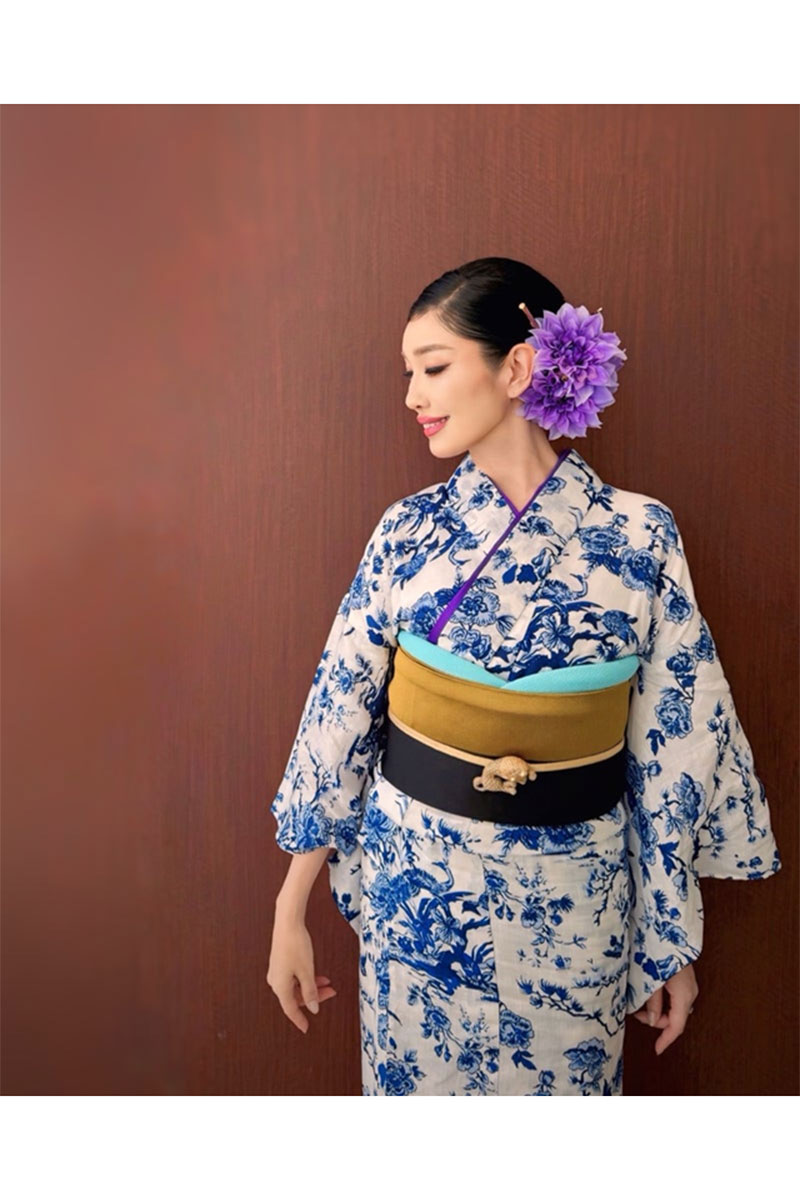 浴衣姿のアンミカ【写真:(C)AHN MIKA オフィシャルブログ『Jewel of Lotus』Powered by Ameba】