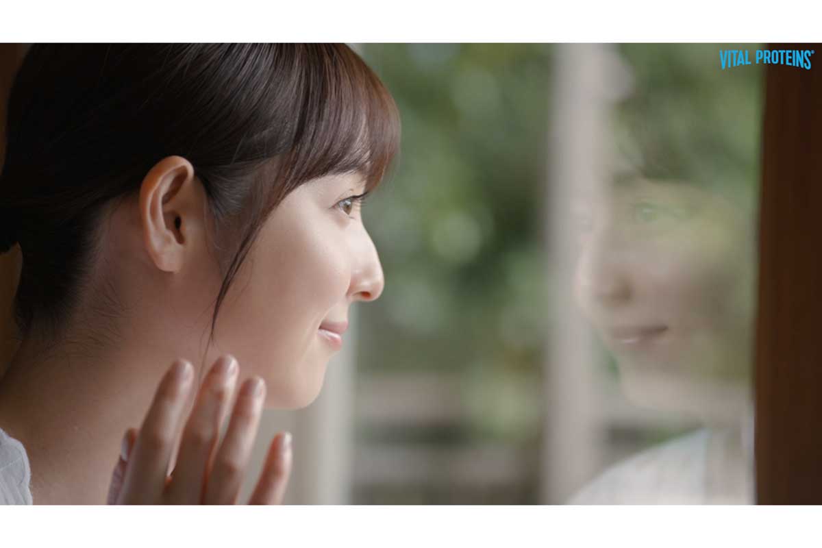 「VITAL PROTEINS」のCMに出演した佐々木希