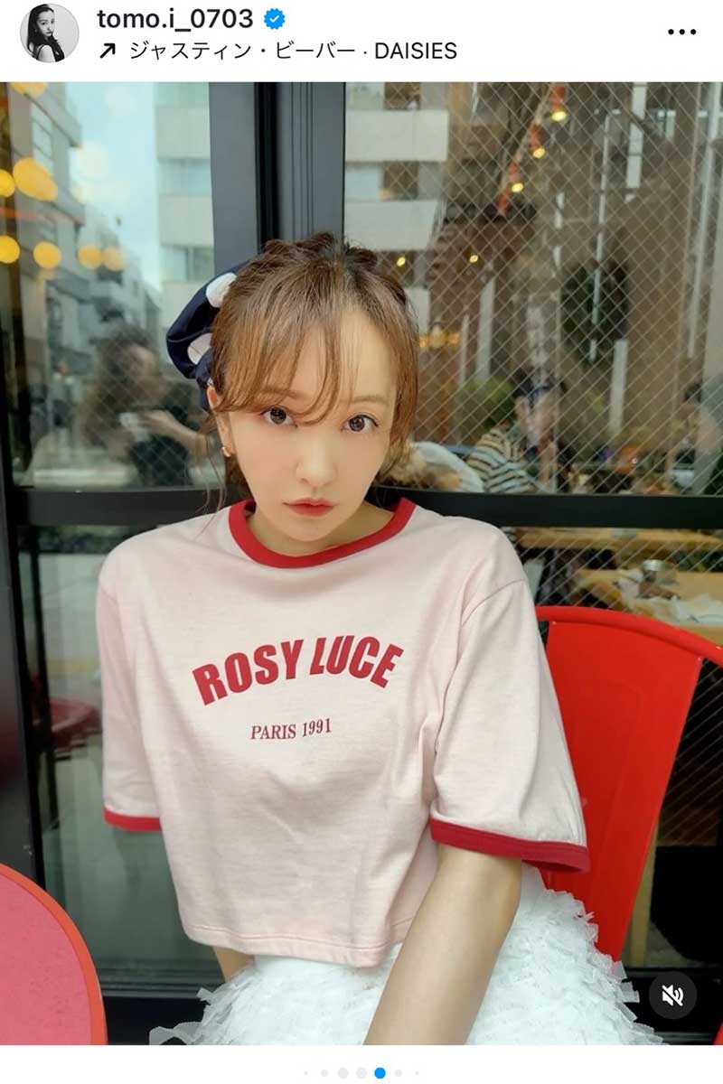板野友美【写真:インスタグラム(@tomo.i_0703)より】