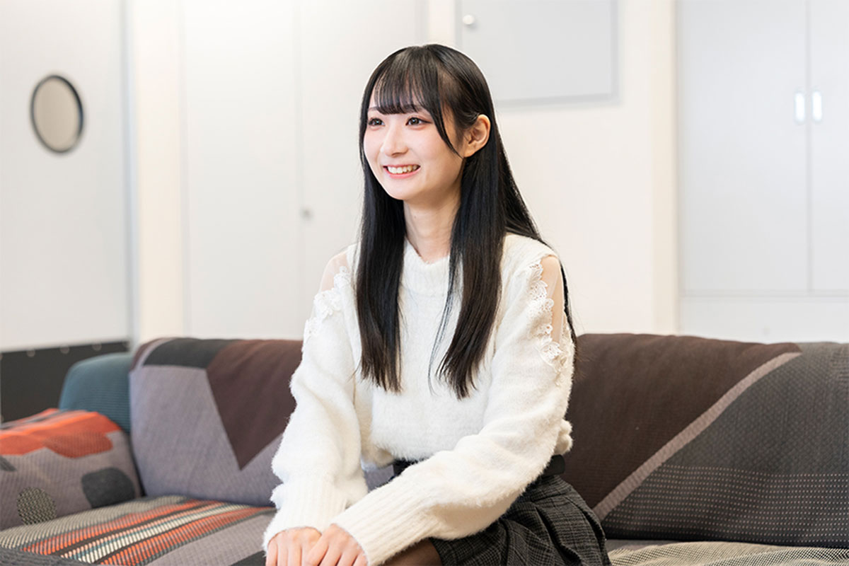 「お仕事をいただけるよう自分を磨いていきたいと思います」【写真:増田美咲】