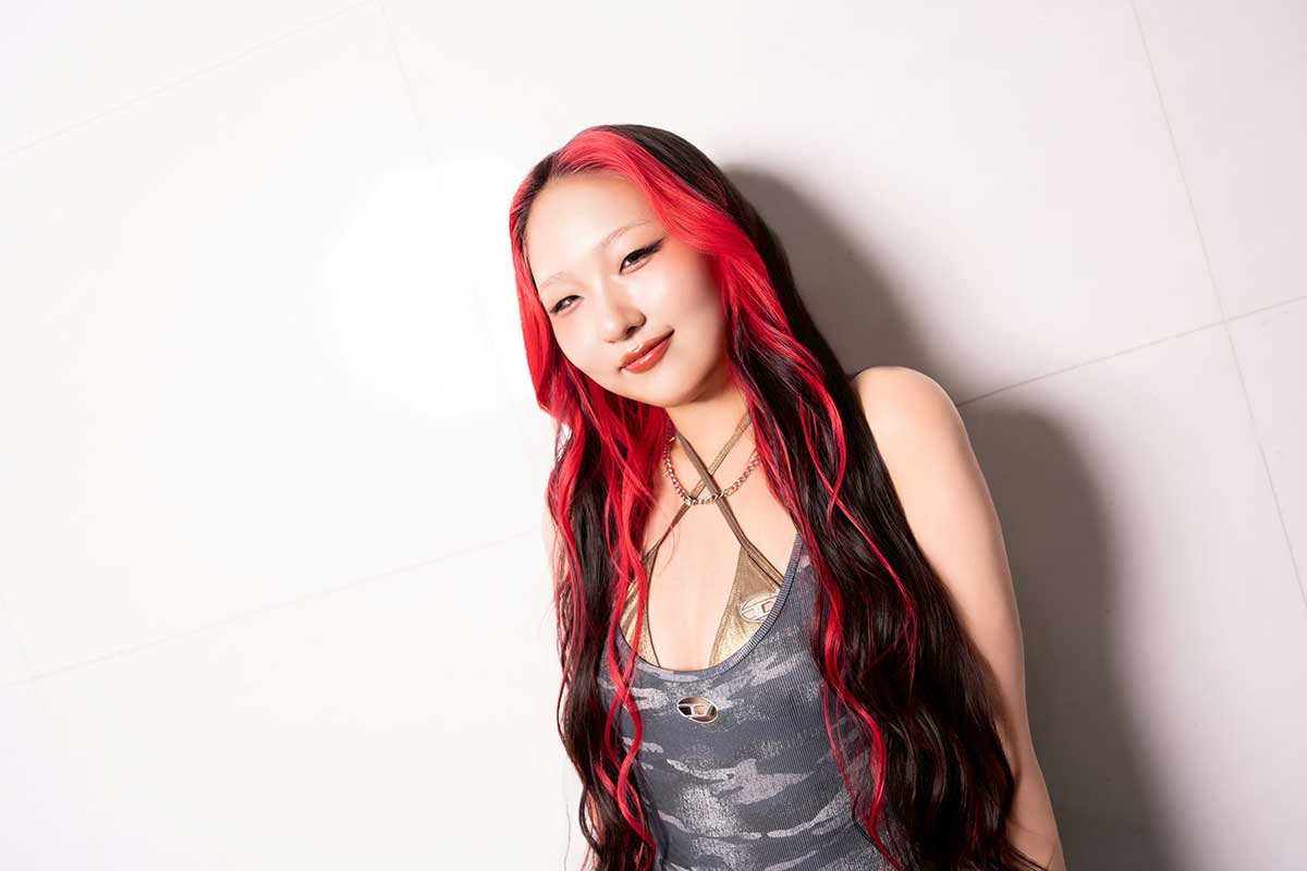 新曲では落ち着いた歌声のCHIKA【写真：増田美咲】