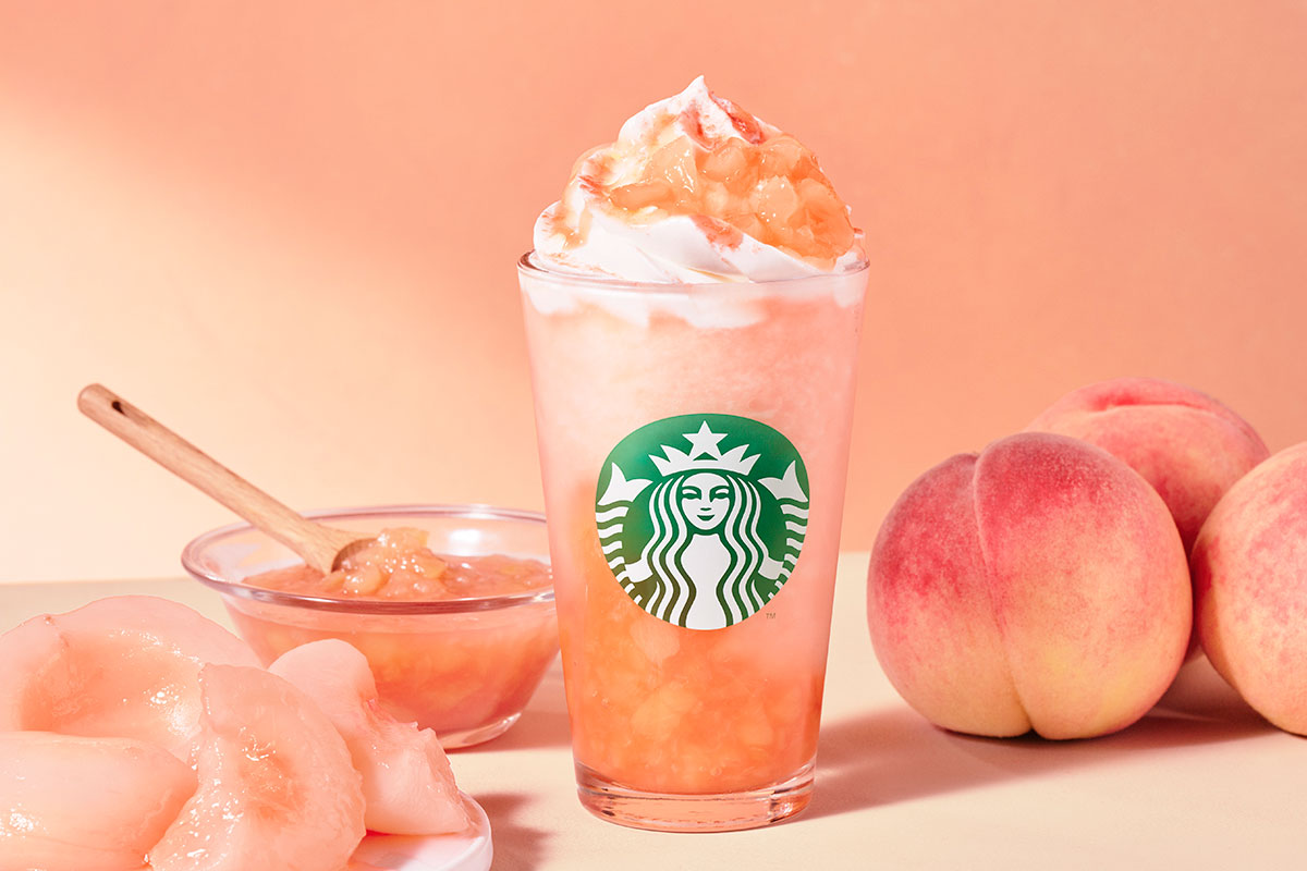 スタバ、ピーチの果肉感をより楽しむ『More ヘブンリー ピーチ フラペチーノ』8日から発売