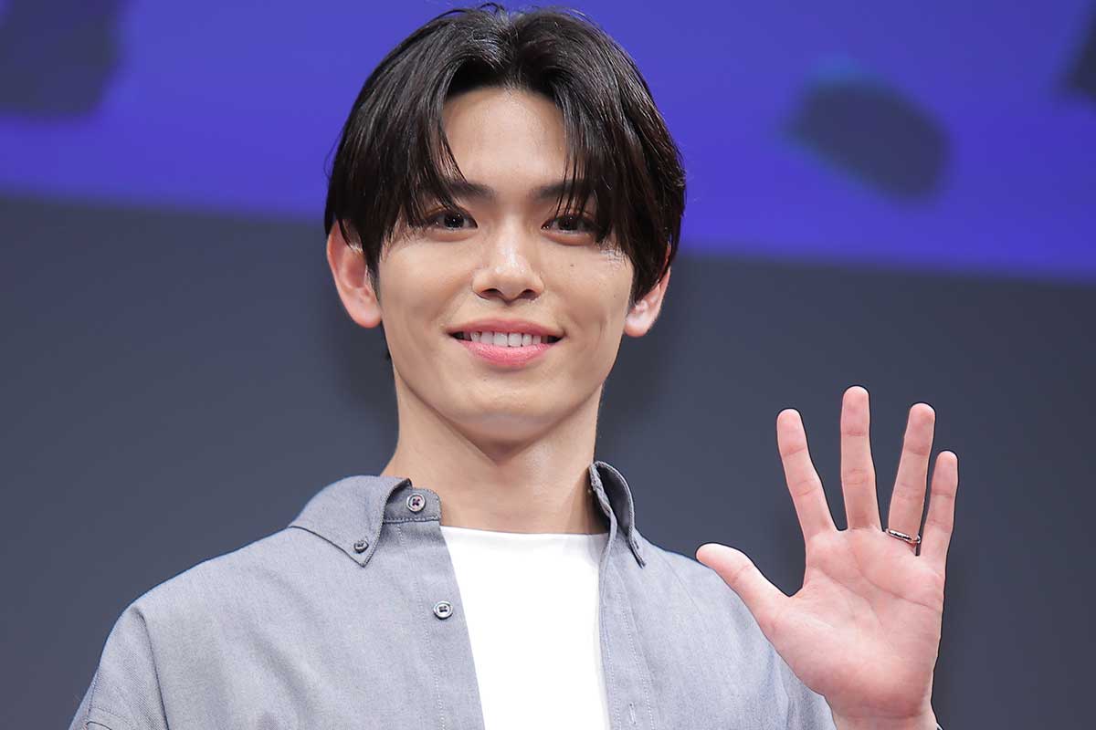 IMP.影山拓也、英語で靴のサイズ言えず学習決意　松井奏からは「リーダーとしてダメだよ」