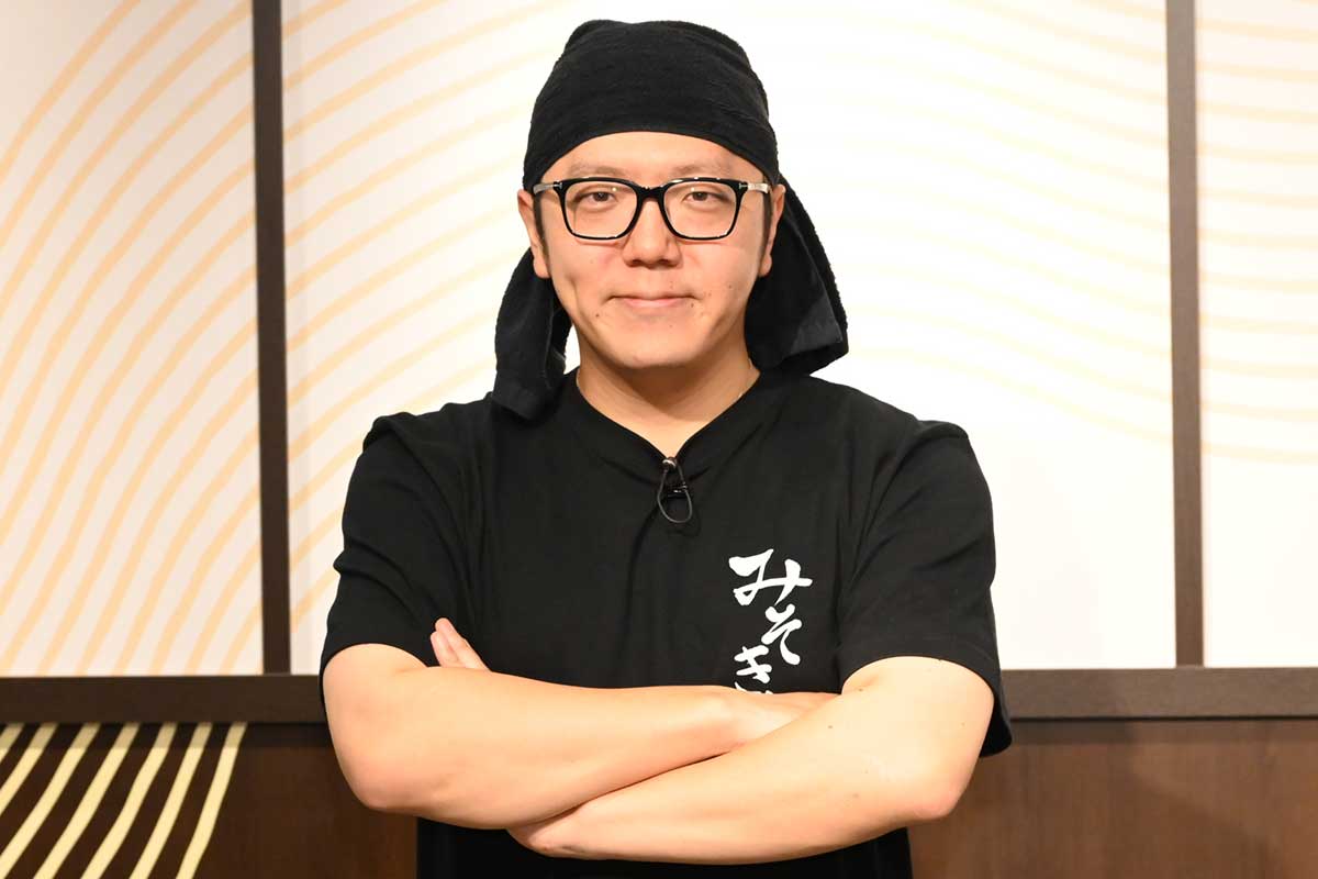 「みそきん」開店記念イベントに出席したHIKAKIN【写真：ENCOUNT編集部】