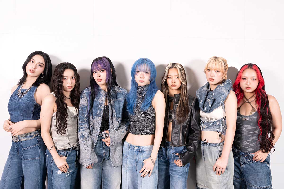 個性あふれるHANAの全メンバー7人。左からMOMOKA、KOHARU、NAOKO、JISOO、YURI、 MAHINA、CHIKA【写真:増田美咲】