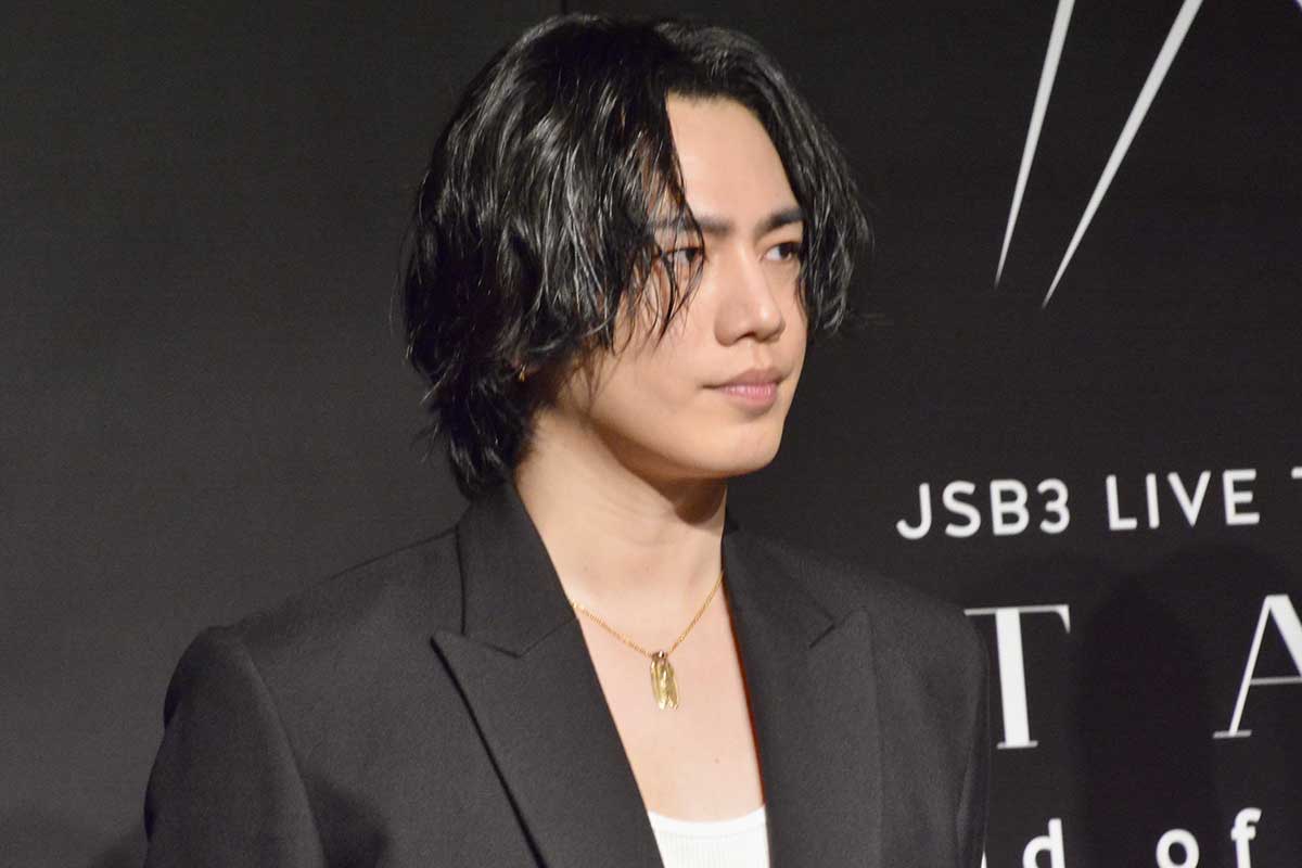 今市隆二の代演でOMIがファンに謝罪「15周年の大事な時期…不安にさせて本当にごめんなさい」