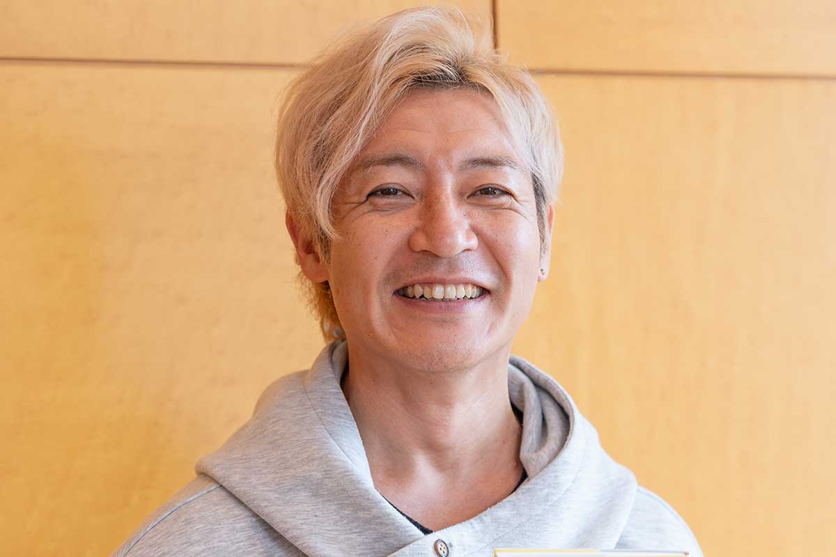 50歳タレントの娘たちが「みんな美形」とネット絶賛　“デレデレ”のパパ・つるの剛士「シンプルに天国」