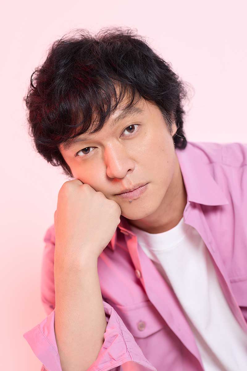 収録に向けてさまざまなアニメを見返した【写真:くさかべまき】