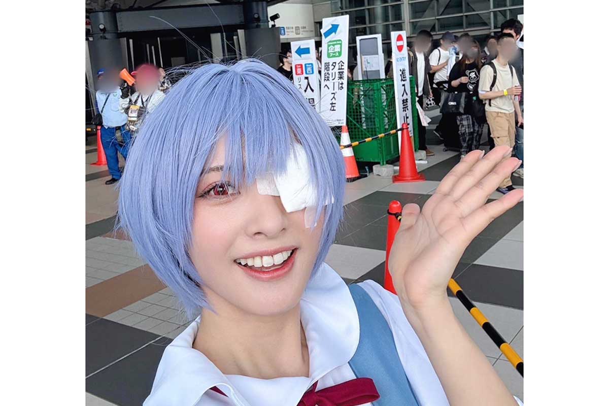 「誰かと思ったらアナウンサーか！」コミケにいた綾波レイにネット衝撃「センスありすぎ」
